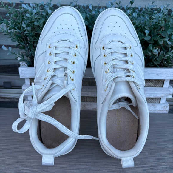 Vionic Elise Women's Lace-Up Casual Sneakers - Picture 8 of 11